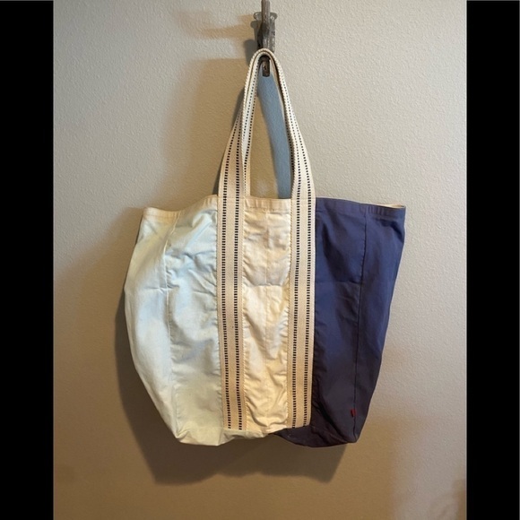 WestElm Market Divided XL Laundry Tote Blue Combo - Picture 1 of 10
